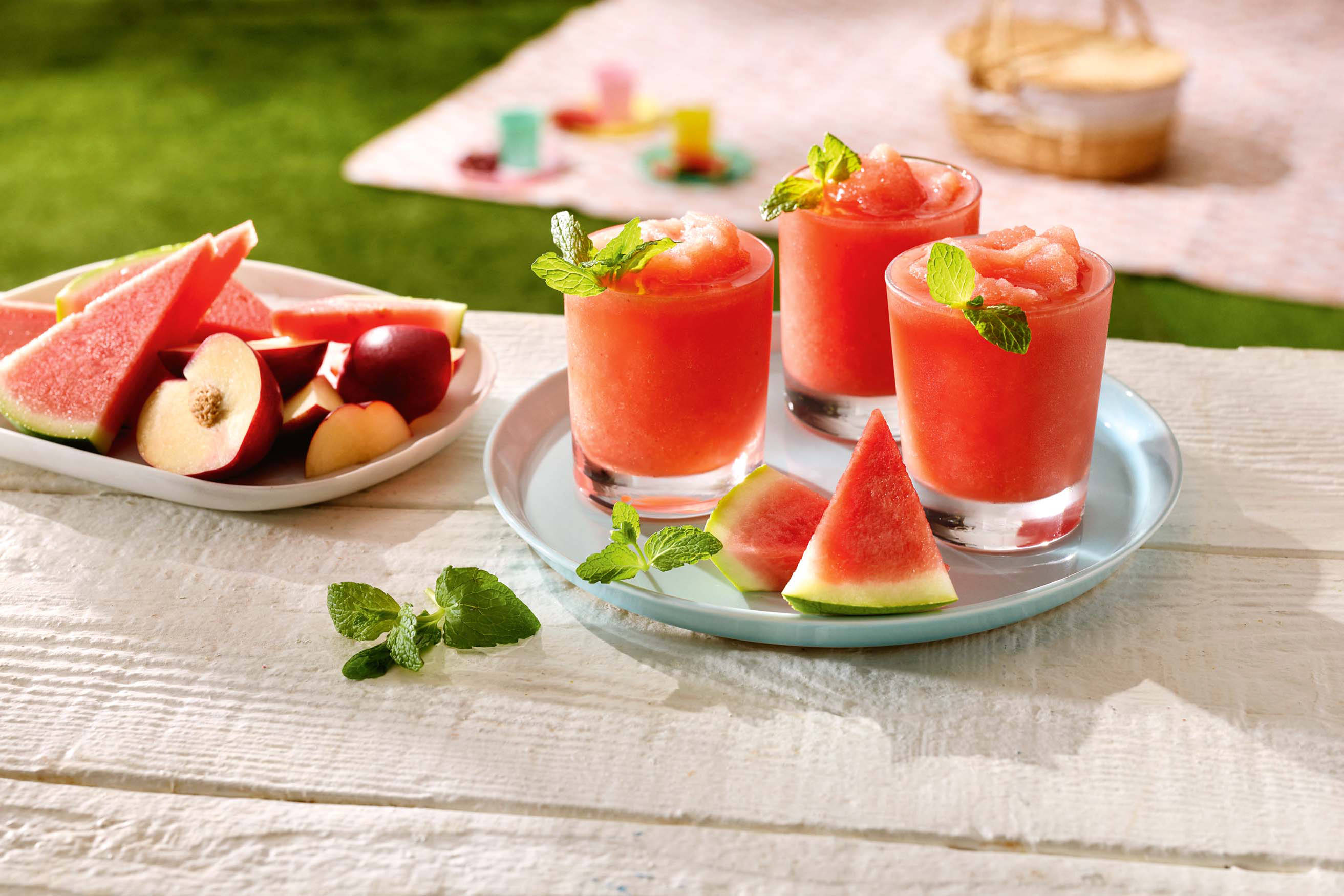 Watermelon and Nectarine Slushies Recipe