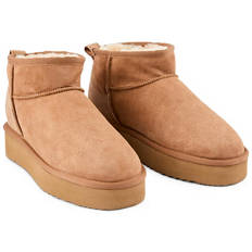 Adult’s UGG Boots