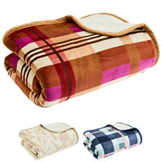 Sherpa Back Blanket Queen Bed