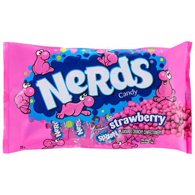 NERDS Strawberry flavoured crunchy confectionery Sharepack 276g