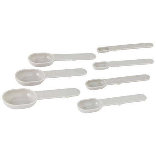 Front shot 4, Grater and 15 Pieces Measuring Set