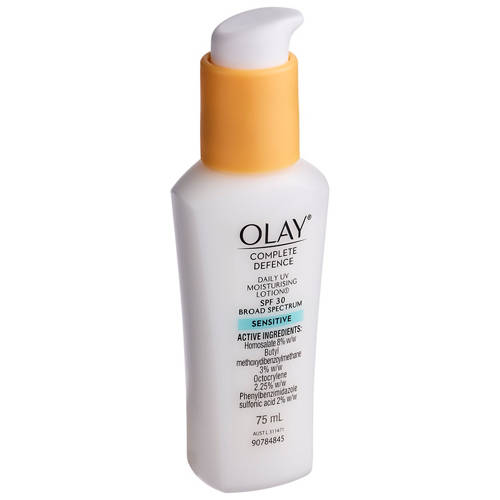 Complete UV Protection Moisture Lotion SPF15 150ml or Olay Complete Defence SPF30 75ml Product Image Front shot 01