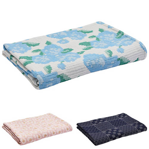 Group 1, Assorted Blankets