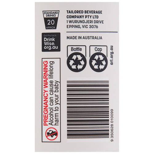 Front shot 4, Gold Flaked Vodka 700ml