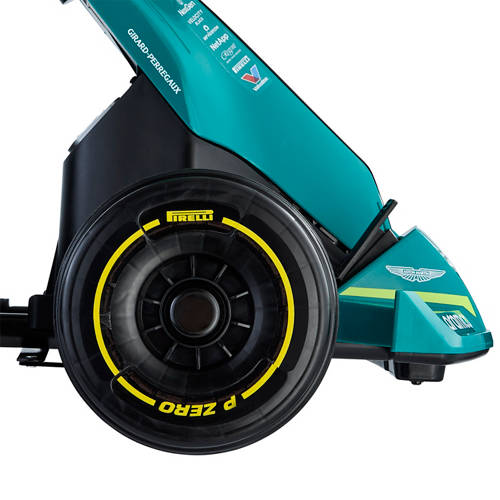 Front shot 2, Aston Martin F1 Car