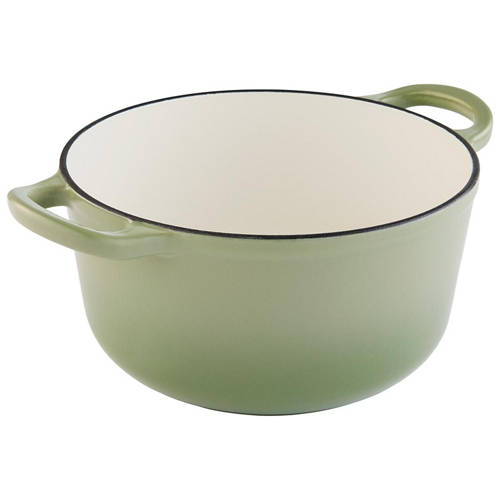 Front shot 2, Cast Iron Dutch Oven