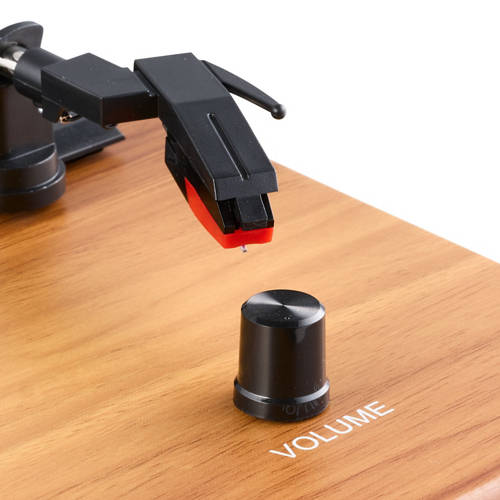 Front shot 3, Turntable with Speakers